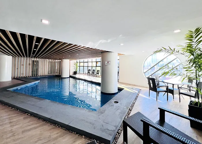 Sarrosa International Hotel And Residential Suites