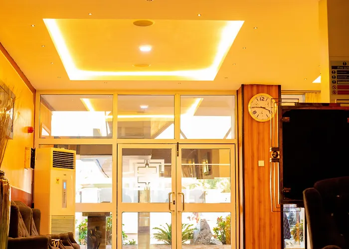 Airport West Hotel Accra