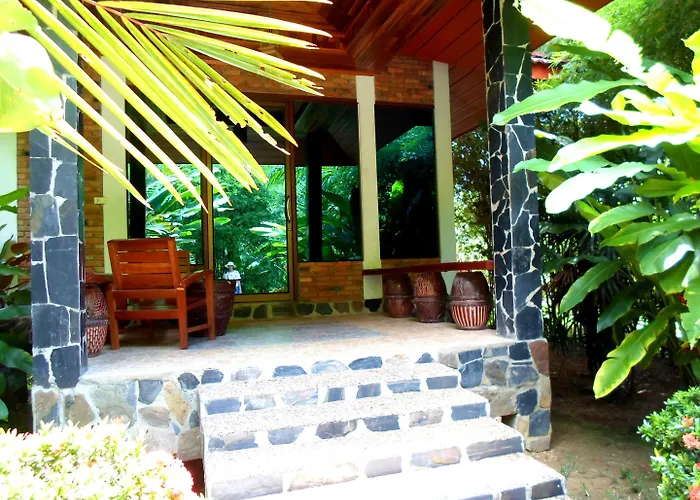 Hotel Khaosok And Spa