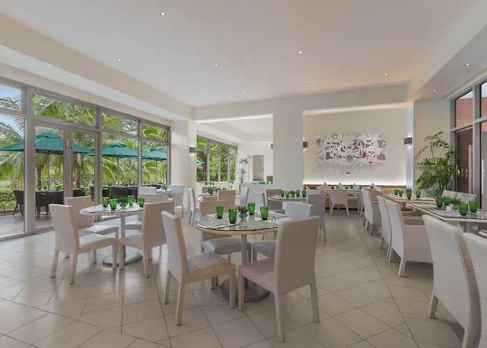 Pico Sands Hotel