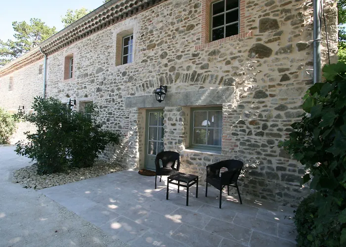 Chateau Les Oliviers De Salettes