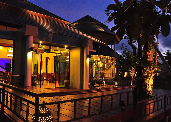 Navatara Phuket Resort