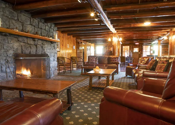 Garnet Hill Lodge