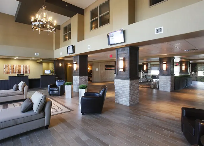 Pomeroy Inn & Suites At Olds College