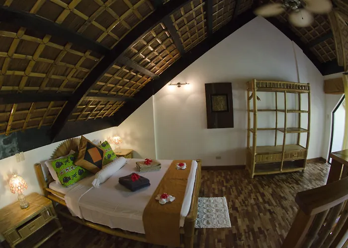 Dolphin House Resort Moalboal