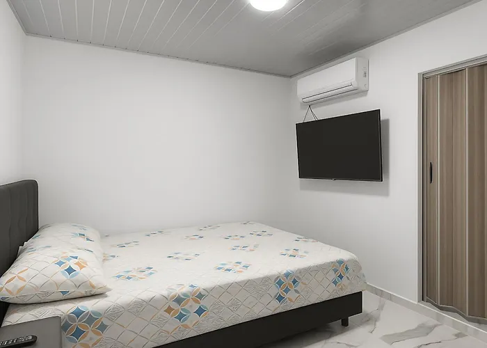 Hotel Monarca