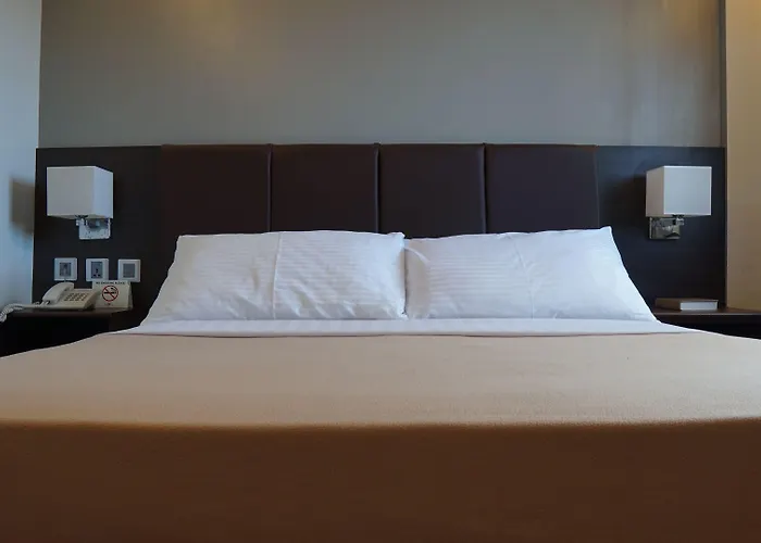 Cbd Plaza Hotel