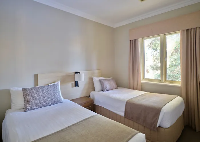 The Marina Hotel - Mindarie