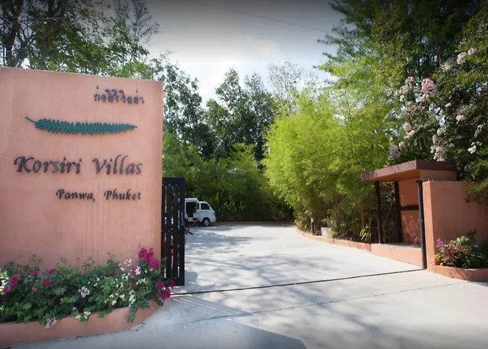 Korsiri Pool Villas