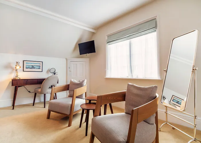 Somerset House Boutique Hotel And Restaurant