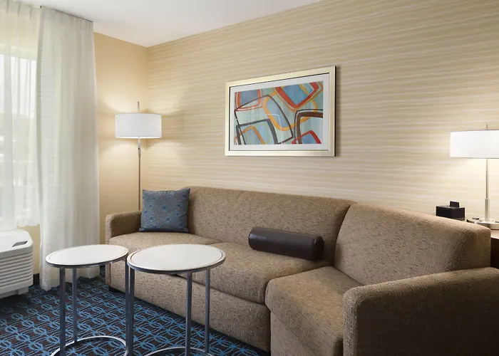 Fairfield Inn & Suites By Marriott Akron Fairlawn