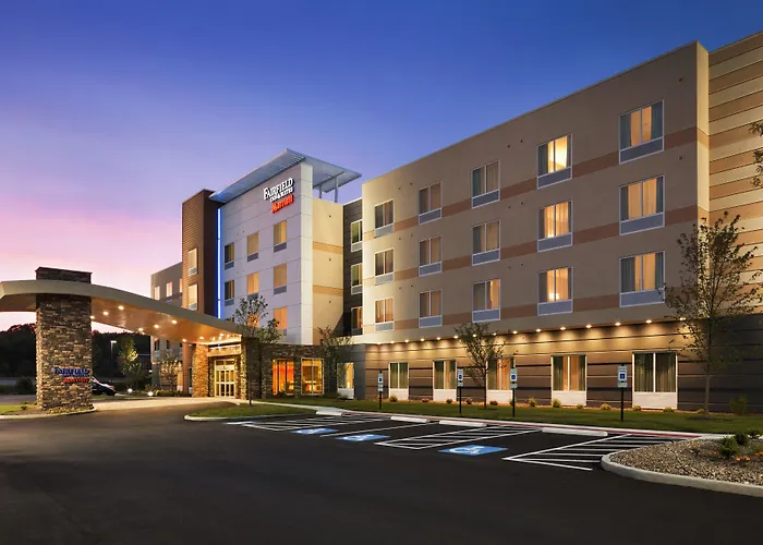 Fairfield Inn & Suites By Marriott Akron Fairlawn