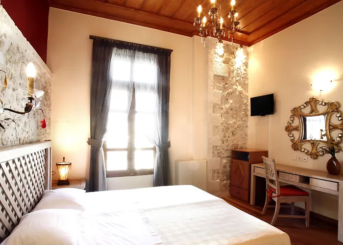 Leo Hotel