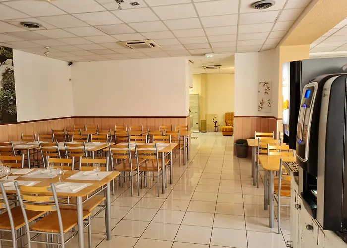 Hotel Le Milan Lourdes