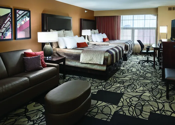 Clubhouse Hotel & Suites Fargo