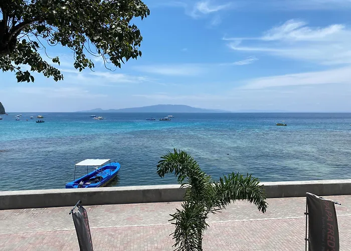 Papa Freds Beach Resort