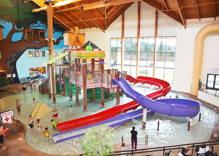 Three Bears Waterpark Resort Near Tomah, An Ascend Collection Hotel