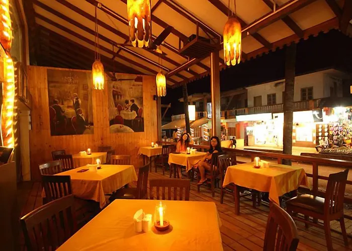 De Baga Deck Comforts