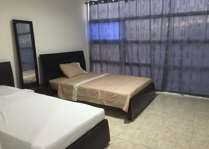 Hostal Central Beach