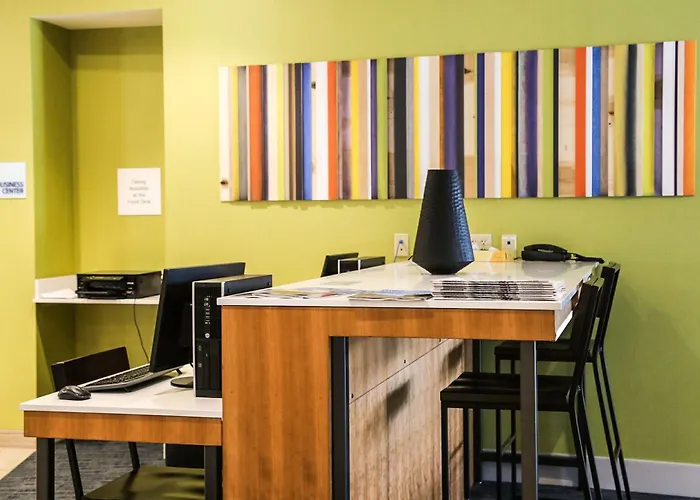 Holiday Inn Express & Suites Kingston-Ulster By Ihg