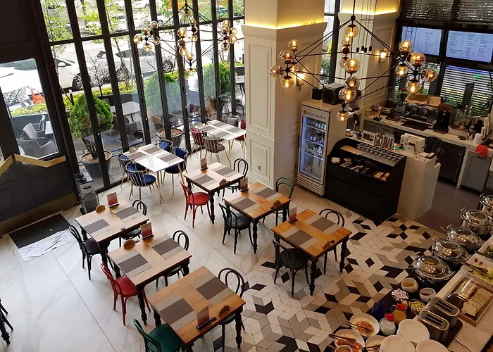 Le Stendal Hotel