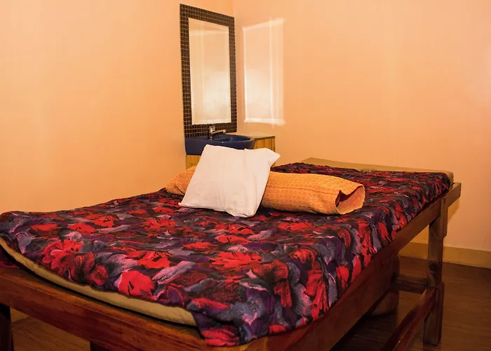 Crown Royale Hotel