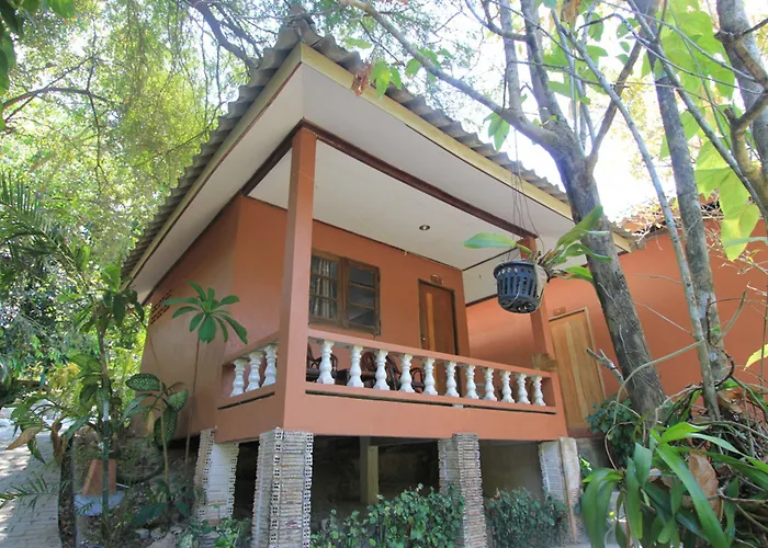 Chomjan Resort