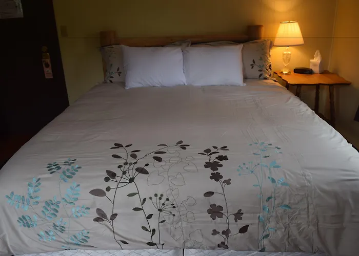 The Long View Lodge