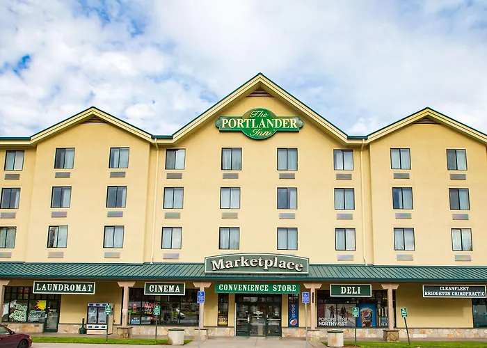 The Portlander Inn And Marketplace