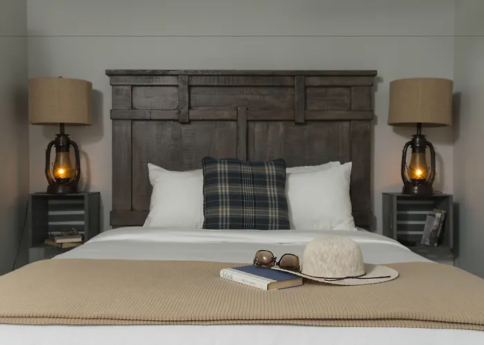 Lake Bomoseen Lodge