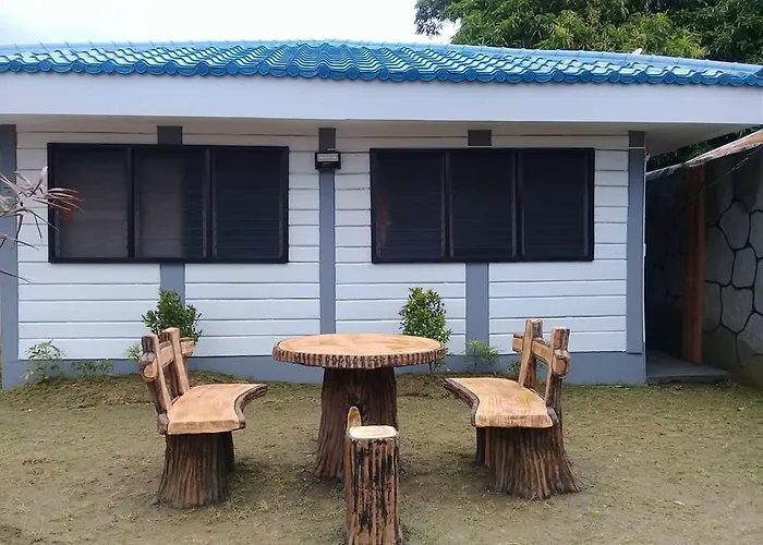 Cave Beach Resort - Boutique Accomodation