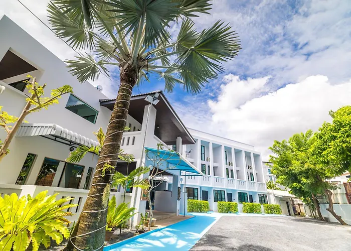 Phuket Leisure Time Hotel