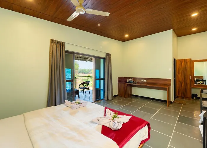 Avadale Dandeli - Heritage River Resort - Stag Groups Not Allowed