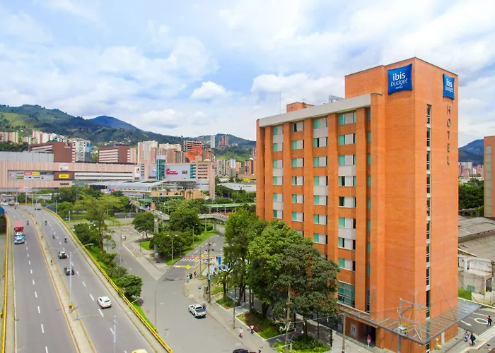 Ibis Budget Medellin Itaguei Metro