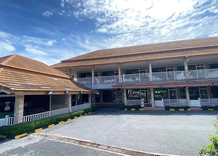 Baan Dara Resort
