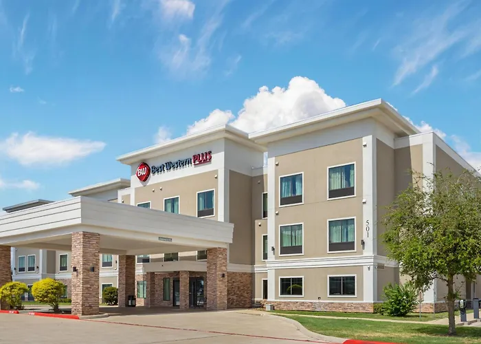 Best Western Plus Bay City Inn & Suites