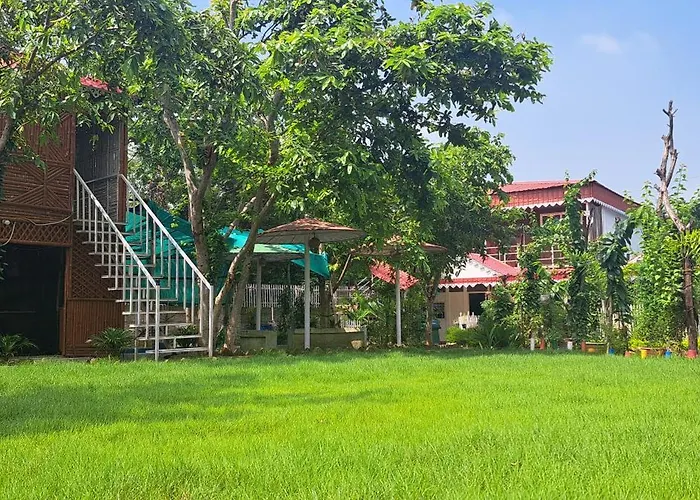 Manava Wellness Retreat