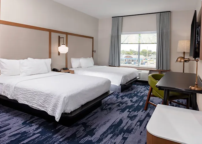 Fairfield By Marriott Port Clinton Waterfront