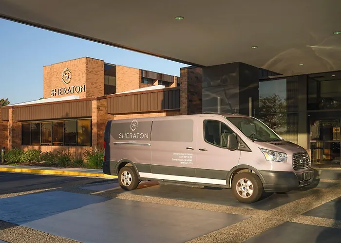 Sheraton Grand Rapids Airport Hotel