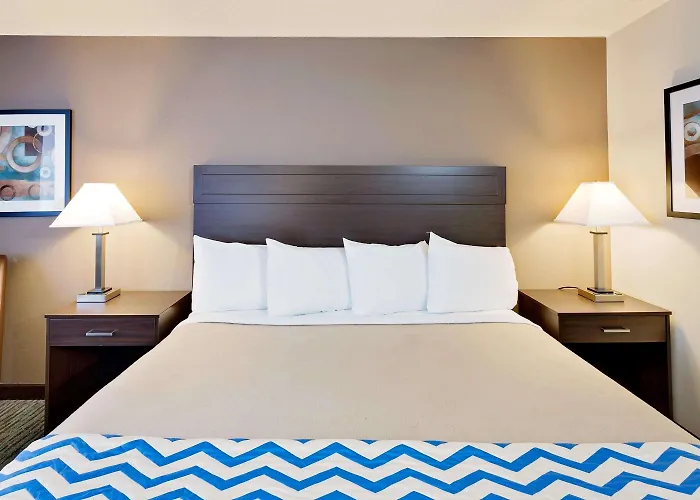 Travelodge By Wyndham Aberdeen