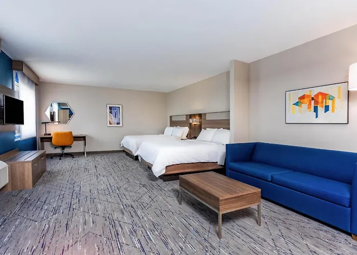 Holiday Inn Express & Suites Lantana By Ihg
