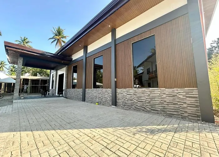 Malibhu View Resort