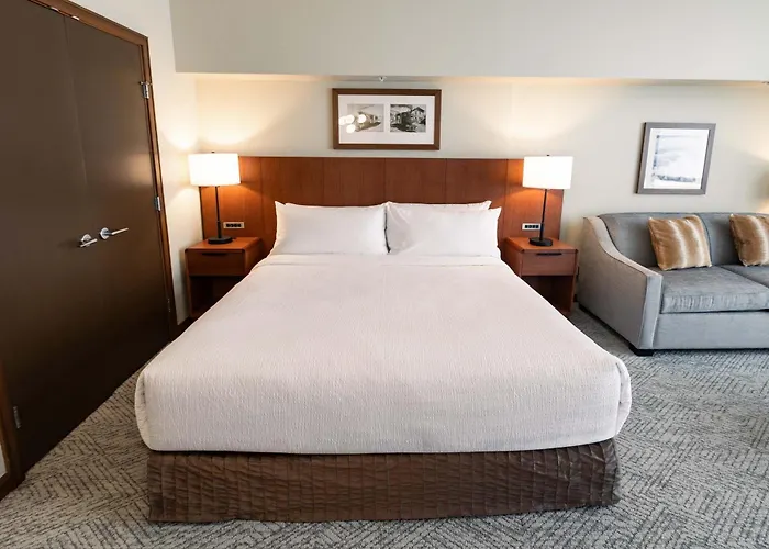 Sutton Place Hotel Revelstoke Mountain Resort