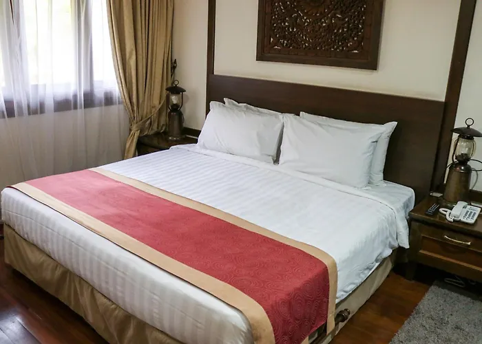 Bukit Merah Laketown Resort