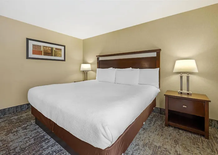 Best Western Plus Prairie Inn