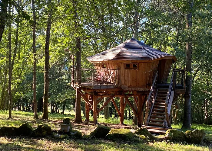 Les Cabanes De Pyrene