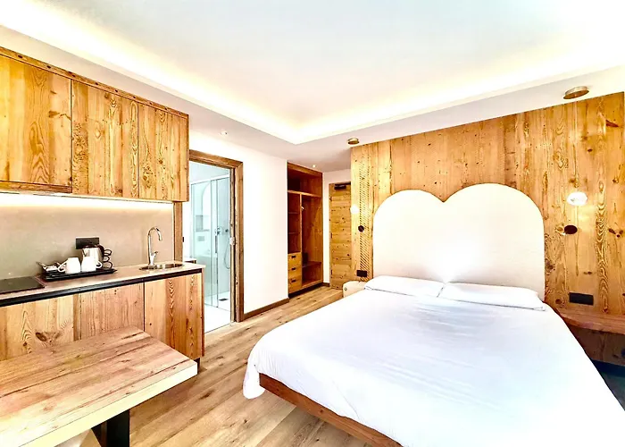 B&B Family Accommodation Canazei Ski-In Ski-Out