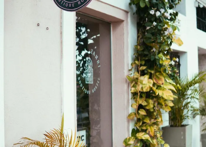 Casa Zahri Boutique Hostel