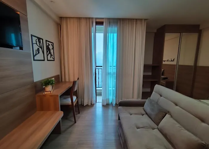 Suite 408 Cond Vista Azul