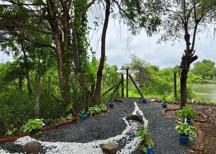 Krishna Garden And Resort